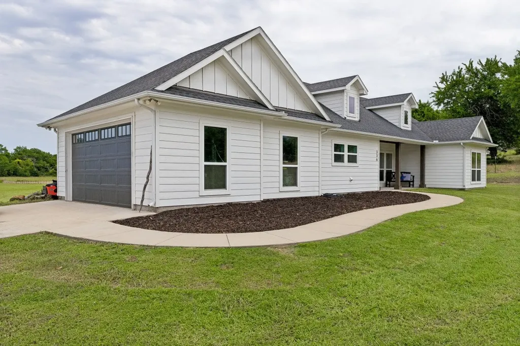 336 Hugh Orr Road Van Alstyne TX 75495