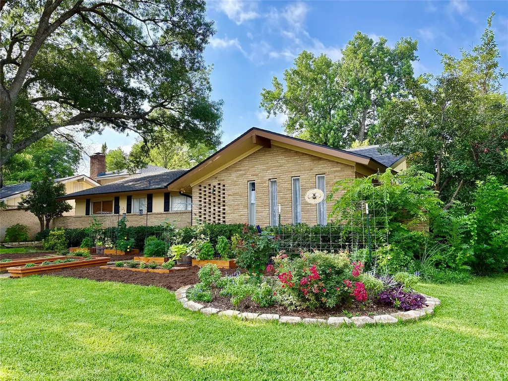 9908 Greenfield Drive Dallas TX 75238