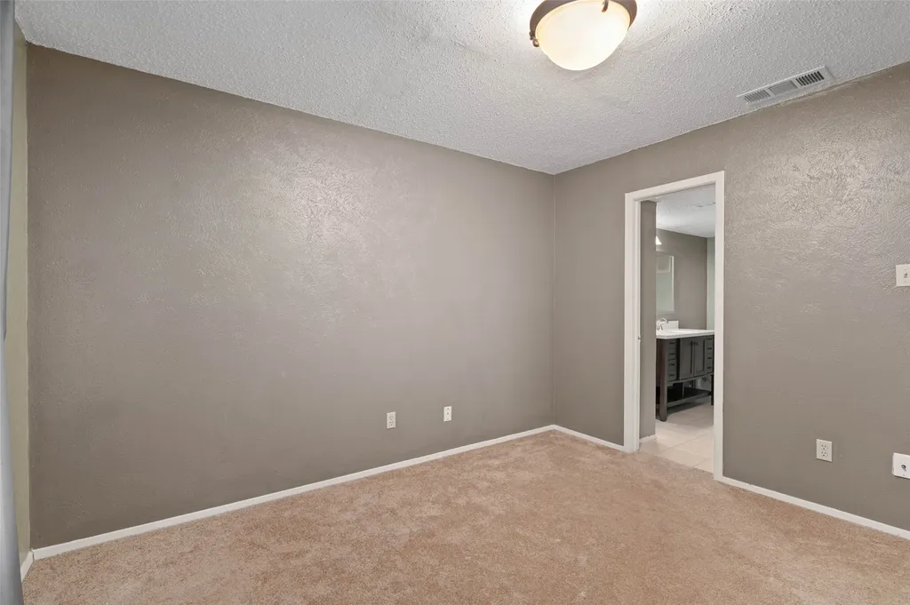 4327 Madera Road Irving TX 75038