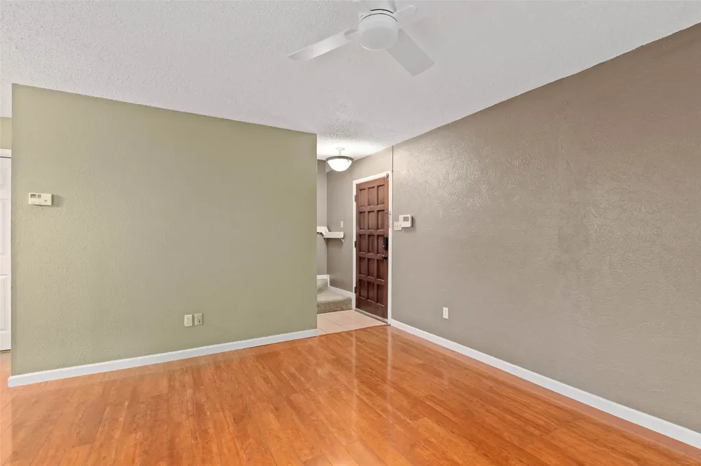 4327 Madera Road Irving TX 75038