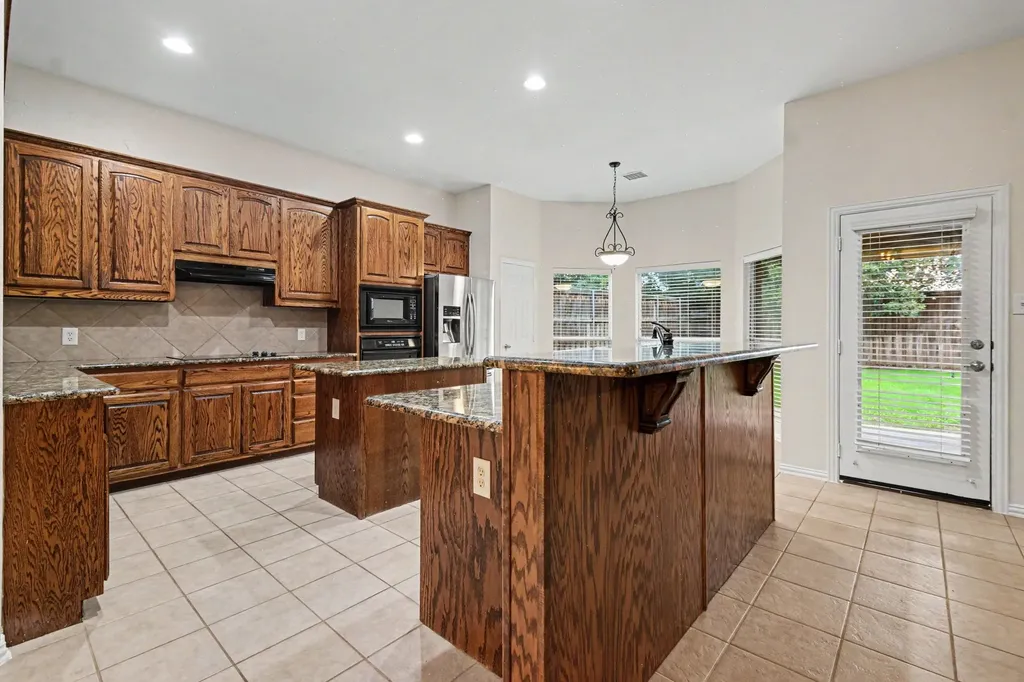 4111 Creek Hill Lane Corinth TX 76208