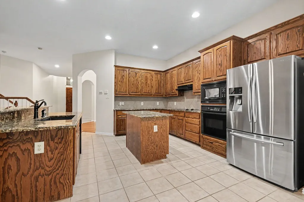 4111 Creek Hill Lane Corinth TX 76208