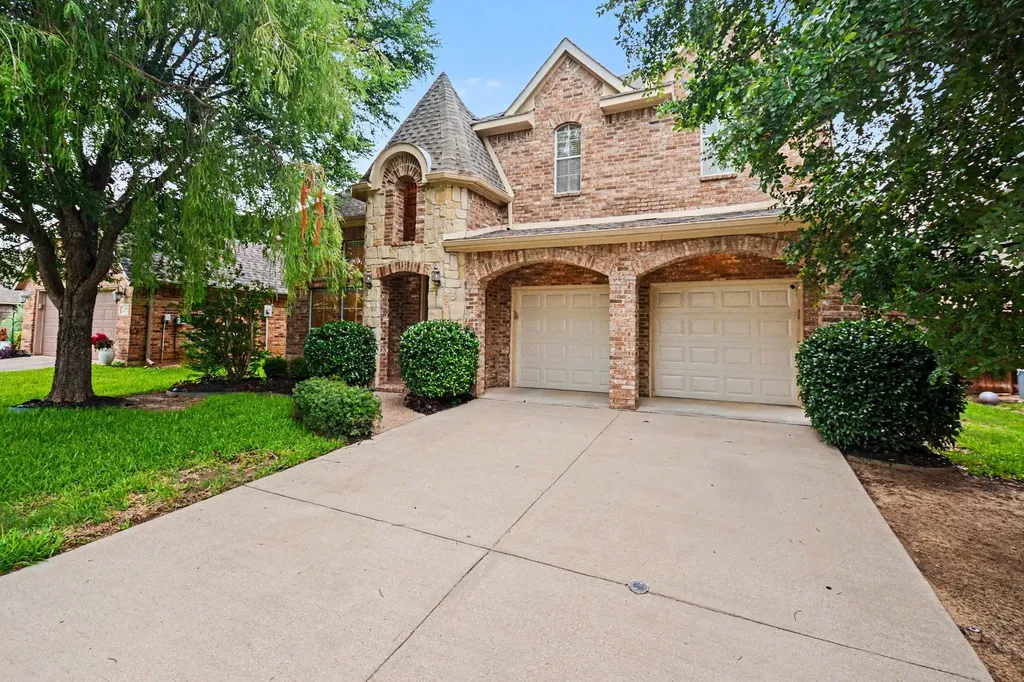 4111 Creek Hill Lane Corinth TX 76208