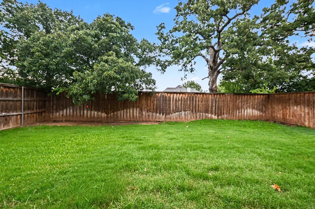 4111 Creek Hill Lane Corinth TX 76208