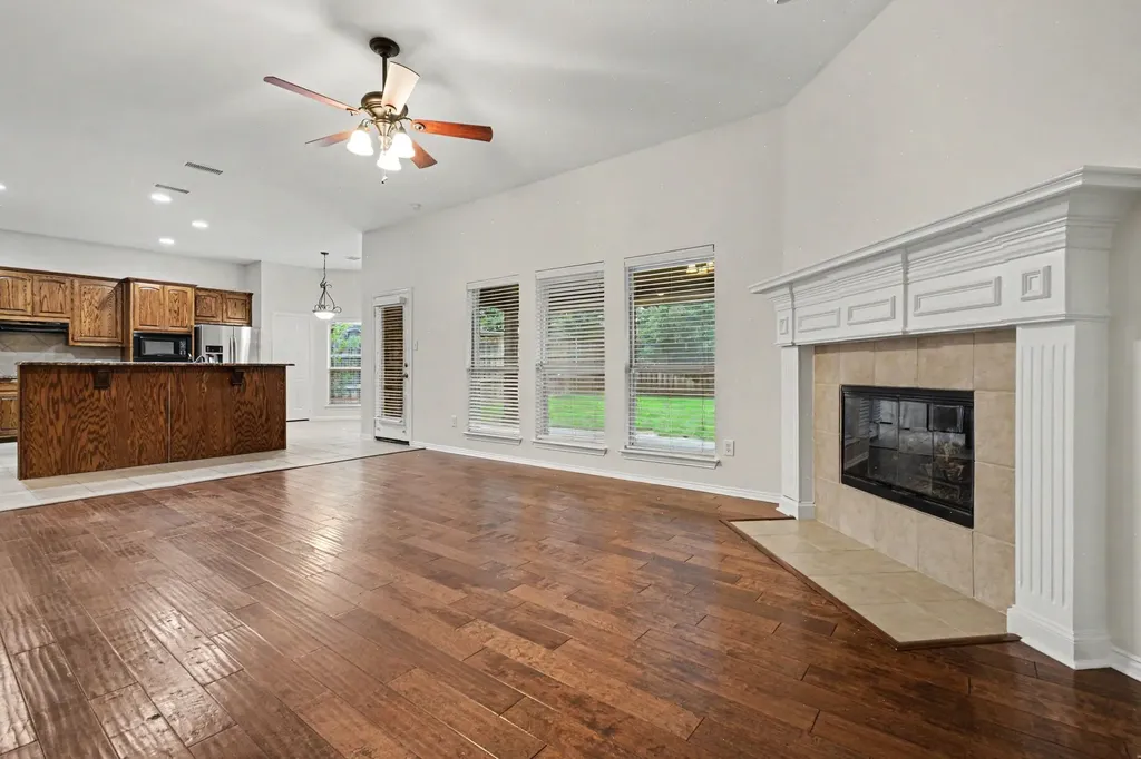 4111 Creek Hill Lane Corinth TX 76208