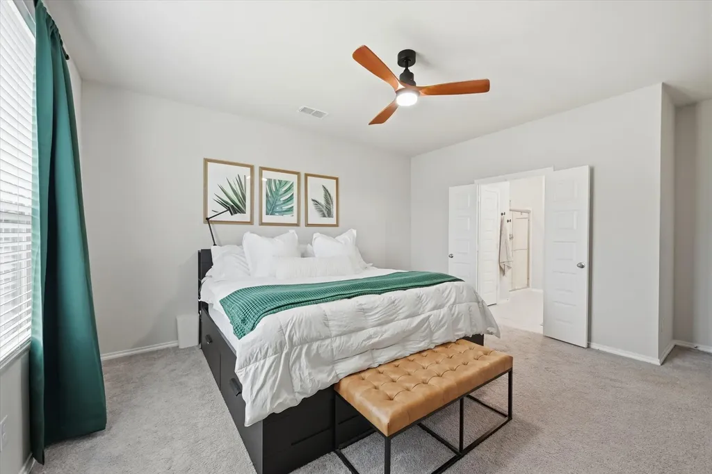 924 Ravenwood Lane Van Alstyne TX 75495