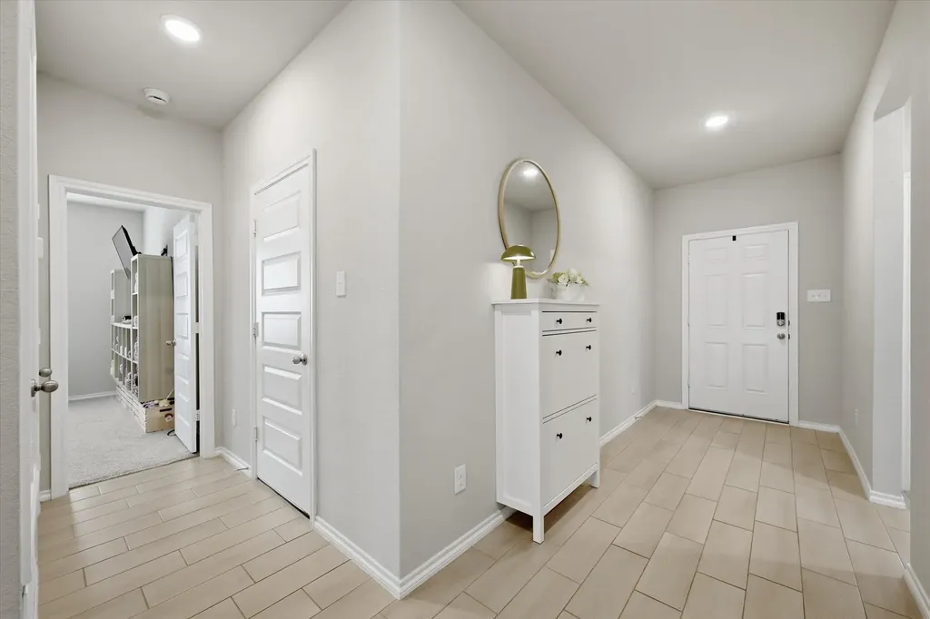 924 Ravenwood Lane Van Alstyne TX 75495