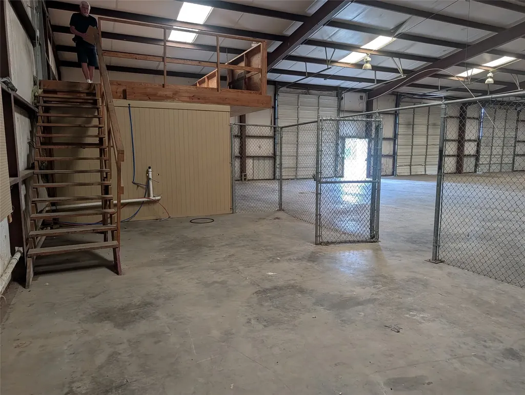 375 Interstate 45 N Fairfield TX 75840