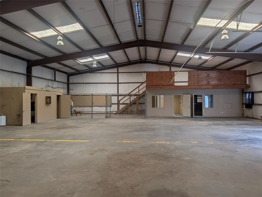 375 Interstate 45 N Fairfield TX 75840