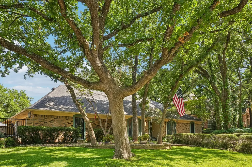 6102 Waterview Drive Arlington TX 76016