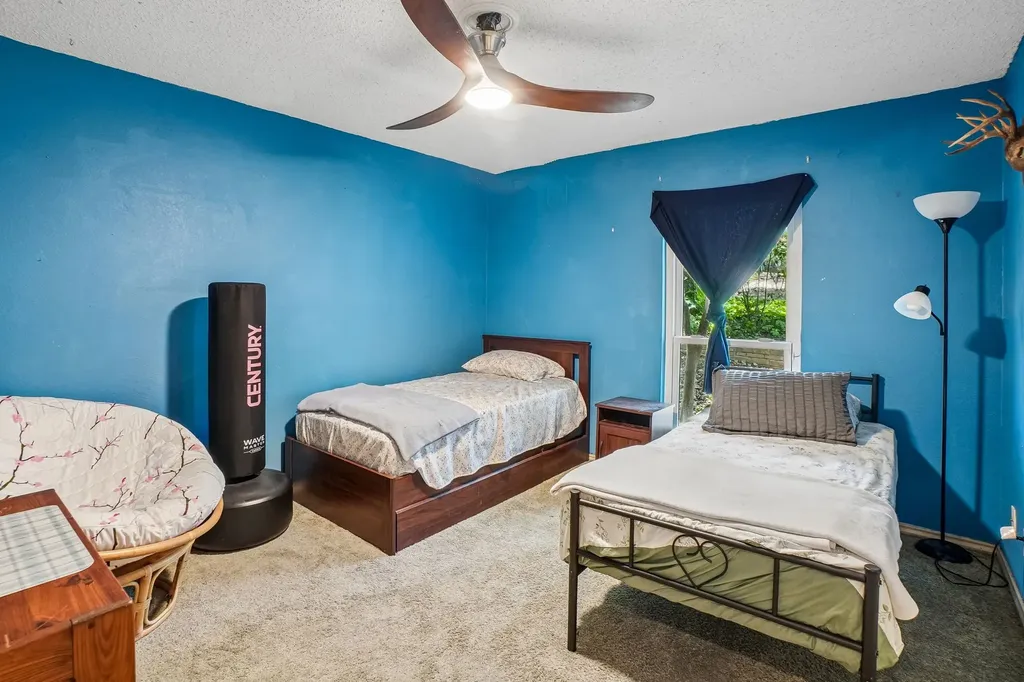 6102 Waterview Drive Arlington TX 76016