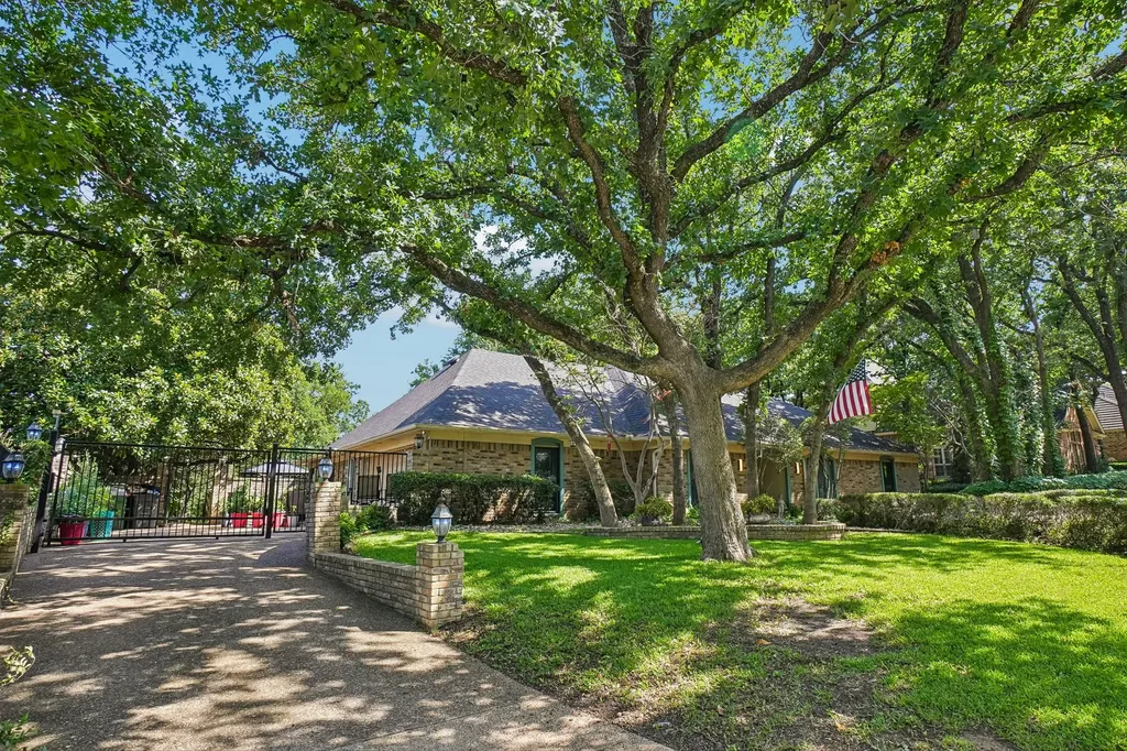 6102 Waterview Drive Arlington TX 76016
