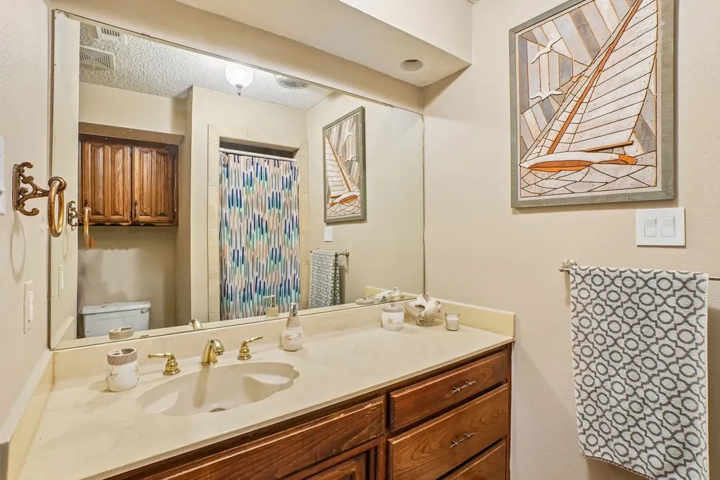 6102 Waterview Drive Arlington TX 76016