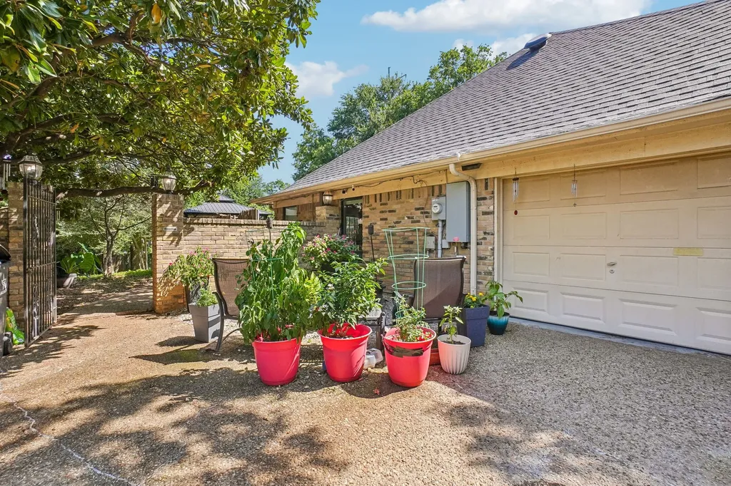 6102 Waterview Drive Arlington TX 76016