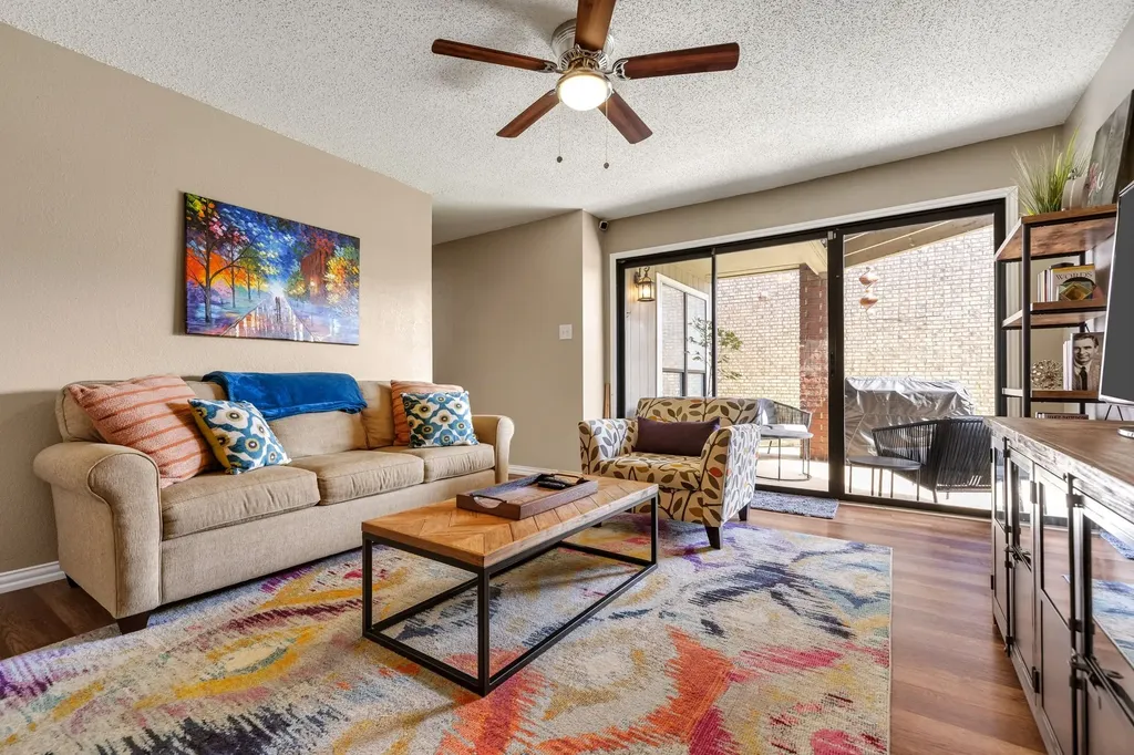2904 Peninsula Way Carrollton TX 75007