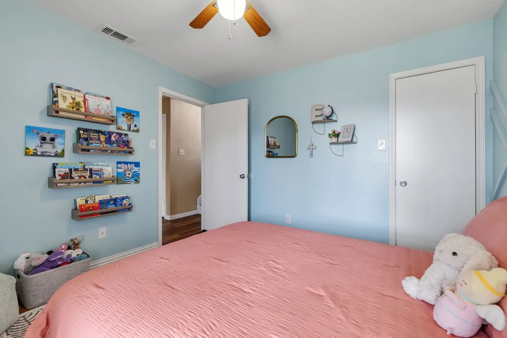 2904 Peninsula Way Carrollton TX 75007