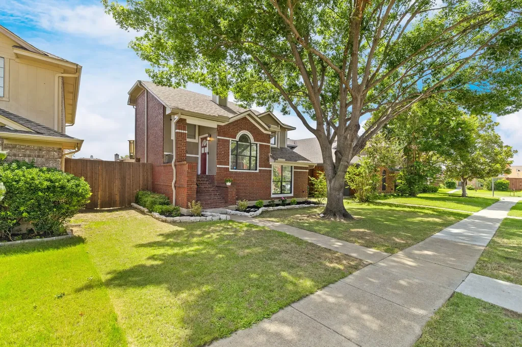 2904 Peninsula Way Carrollton TX 75007