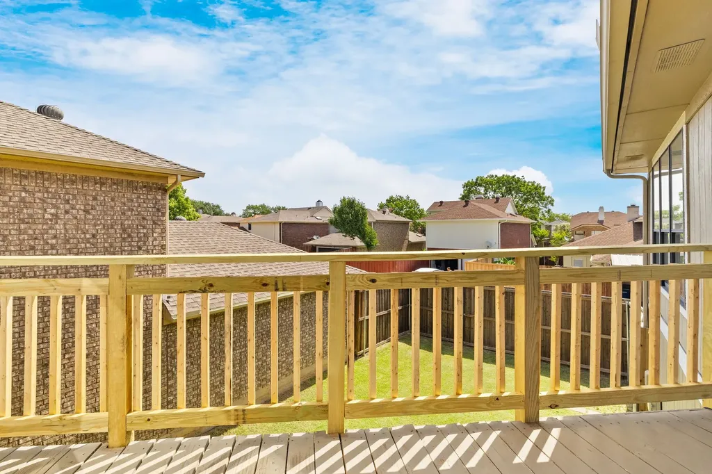 2904 Peninsula Way Carrollton TX 75007