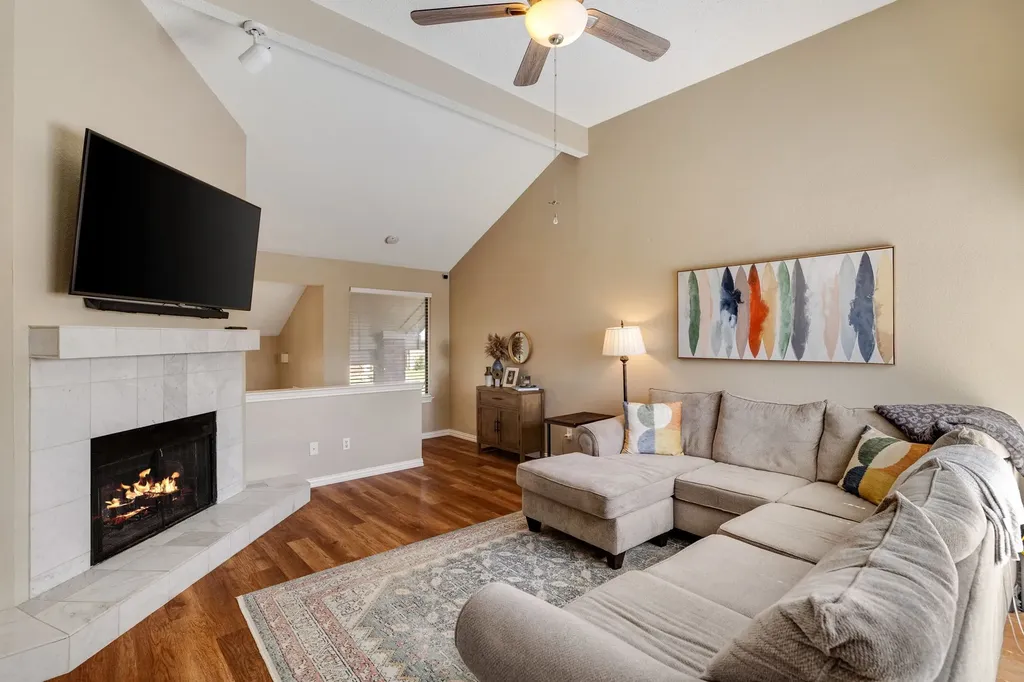 2904 Peninsula Way Carrollton TX 75007