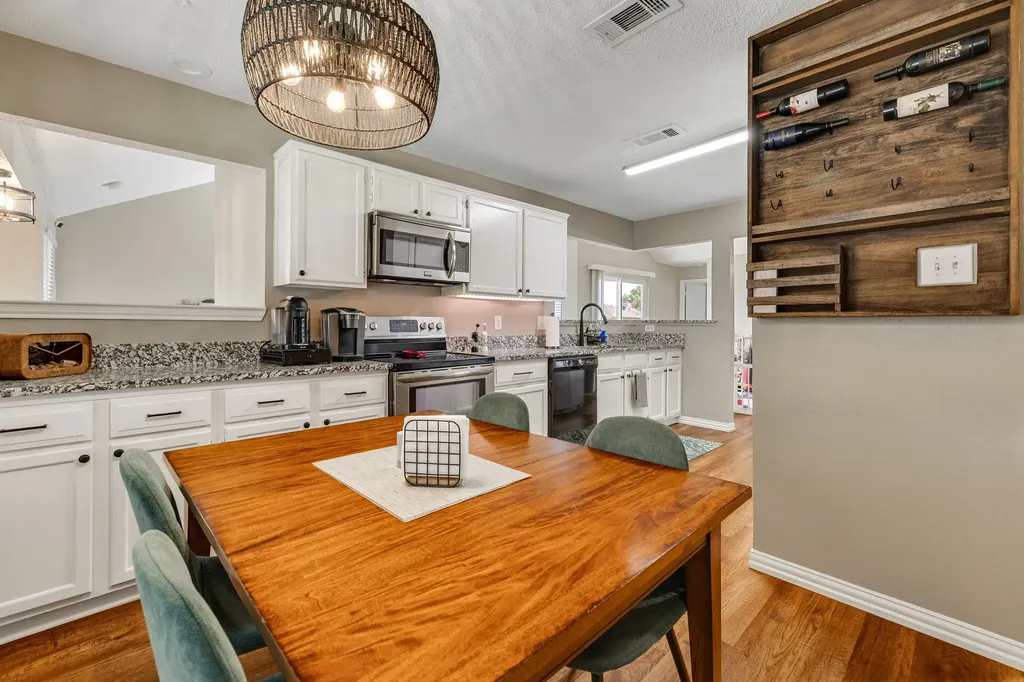 2904 Peninsula Way Carrollton TX 75007