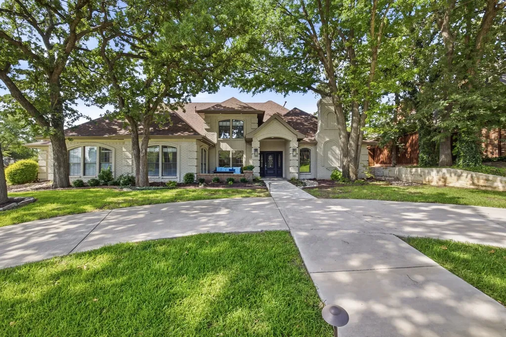 3209 Eaton Circle Colleyville TX 76034