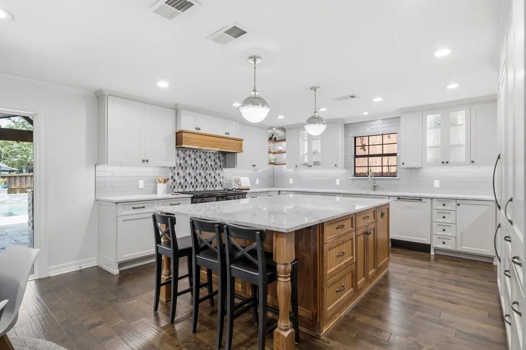 3209 Eaton Circle Colleyville TX 76034
