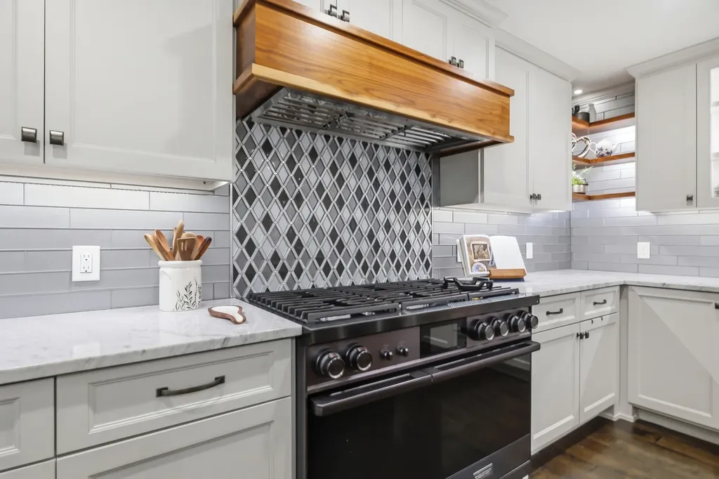 3209 Eaton Circle Colleyville TX 76034