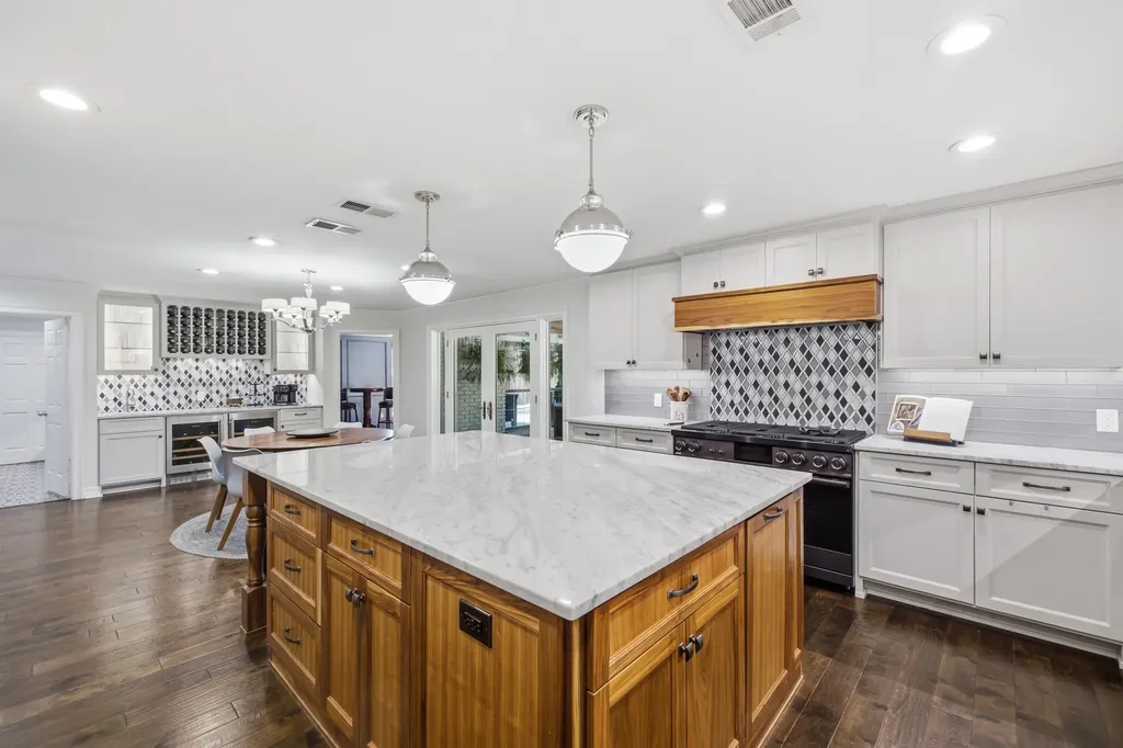 3209 Eaton Circle Colleyville TX 76034