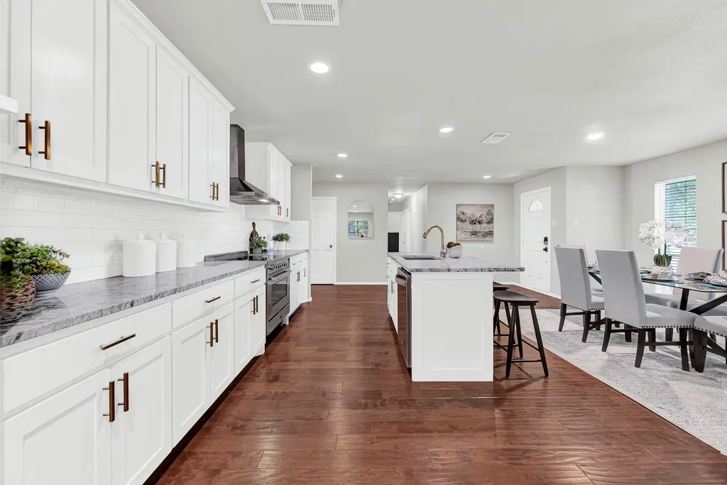 428 Shady Brook Drive Richardson TX 75080
