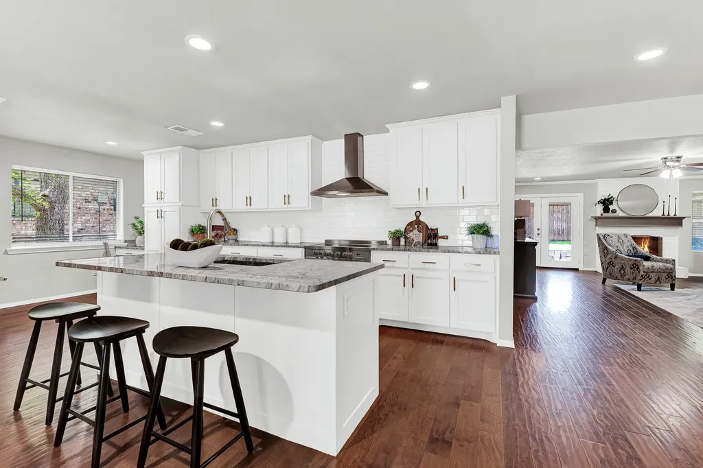 428 Shady Brook Drive Richardson TX 75080