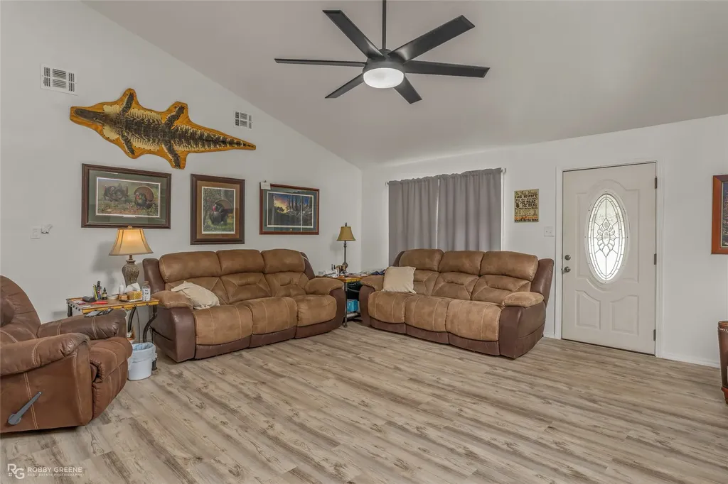 126 Oscar Kilpatrick Road Gibsland LA 71028