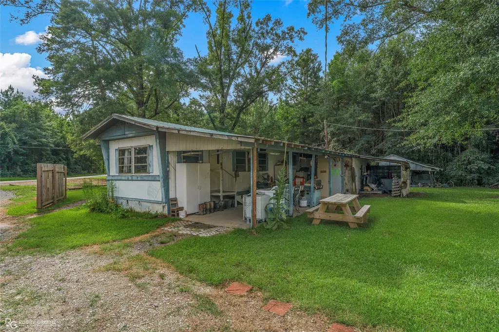 126 Oscar Kilpatrick Road Gibsland LA 71028