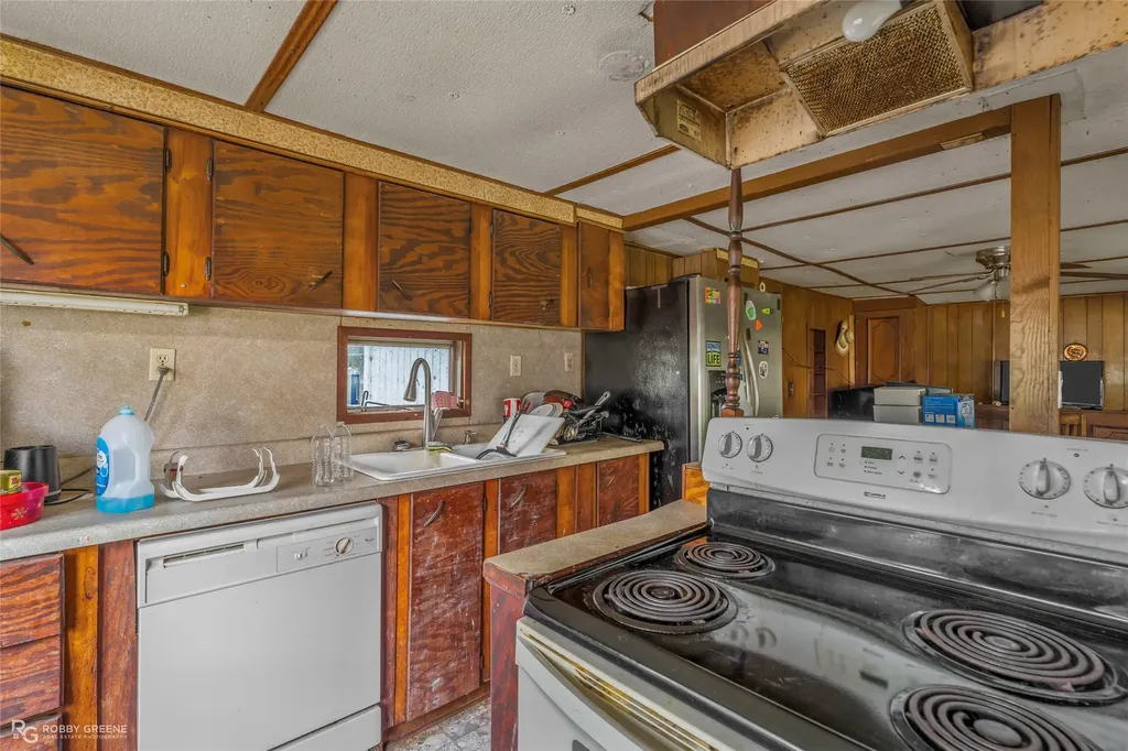 126 Oscar Kilpatrick Road Gibsland LA 71028
