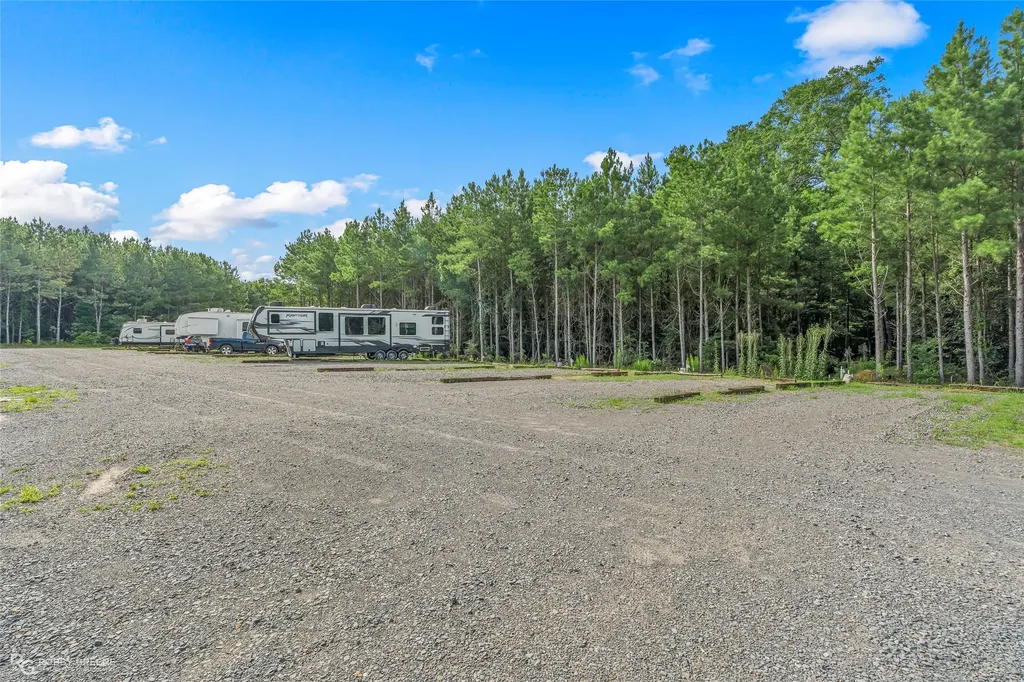 126 Oscar Kilpatrick Road Gibsland LA 71028