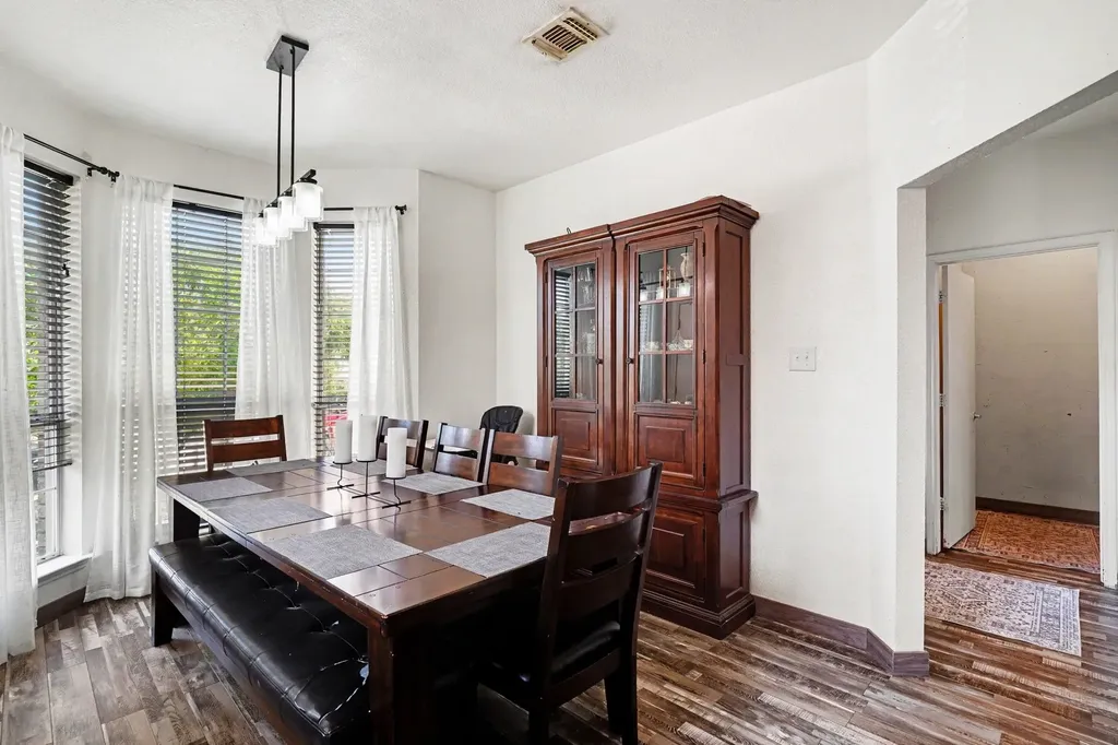 9936 Blue Bell Drive Fort Worth TX 76108