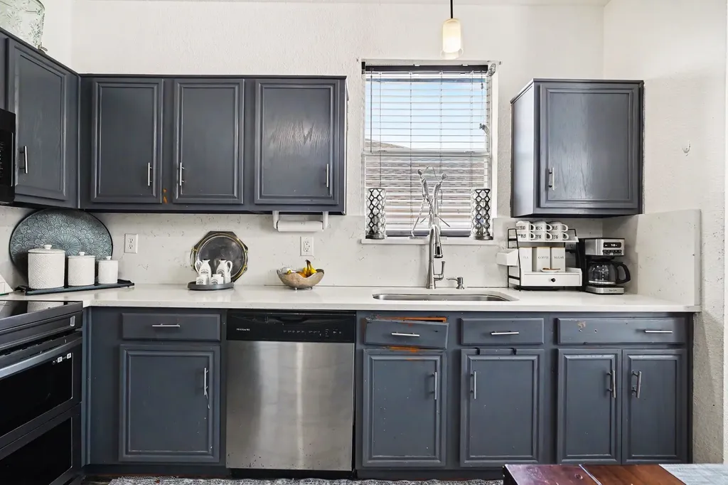 9936 Blue Bell Drive Fort Worth TX 76108