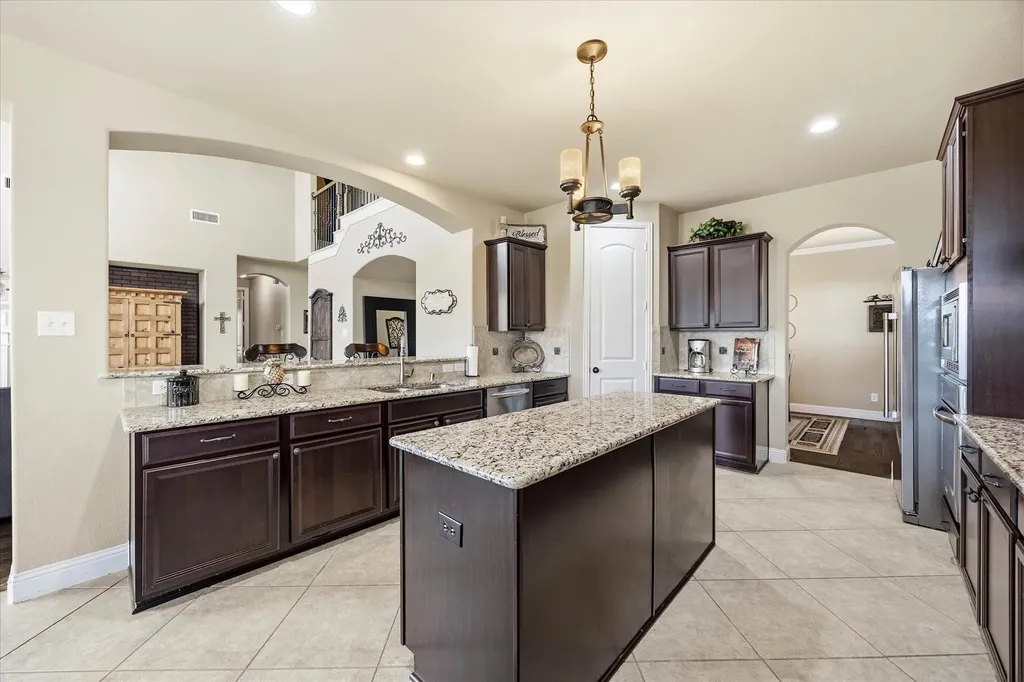 312 Waterford Lane Sunnyvale TX 75182