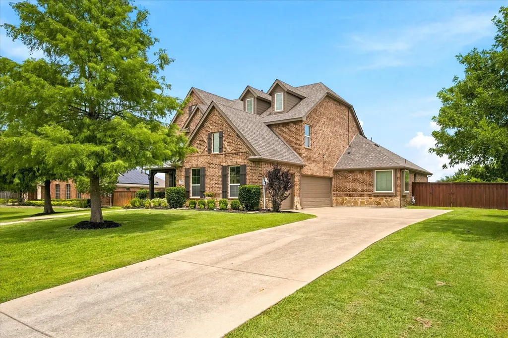 312 Waterford Lane Sunnyvale TX 75182