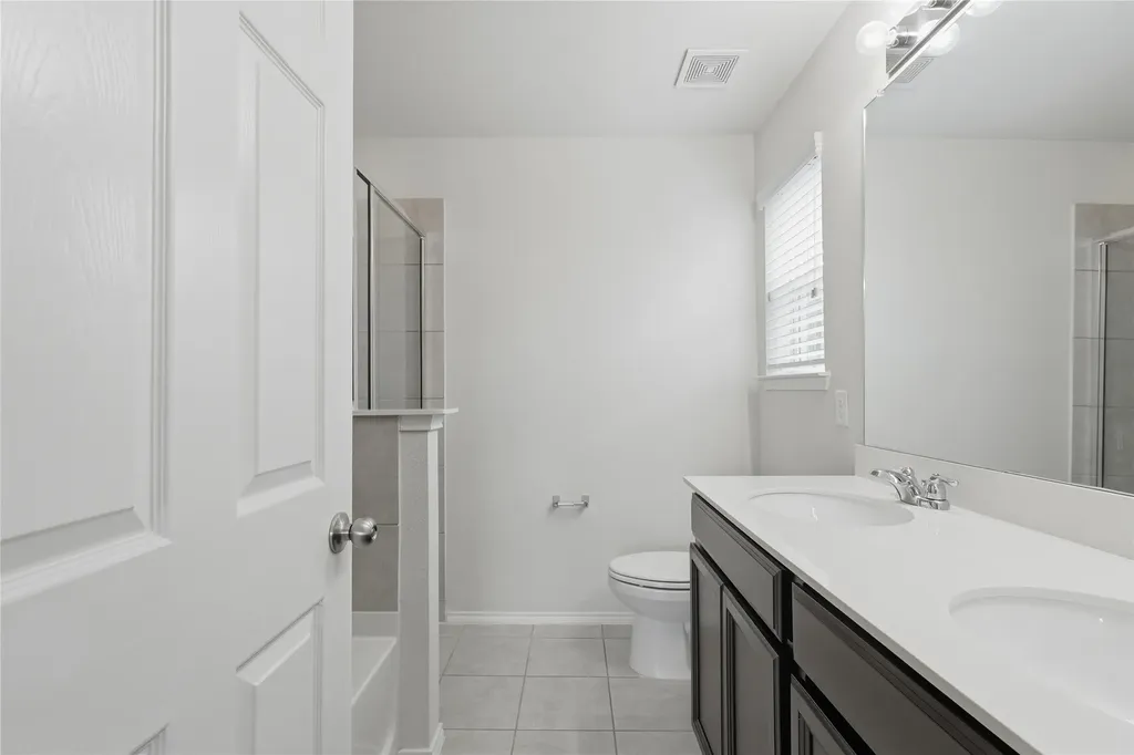 2207 Heaton Street Forney TX 75126