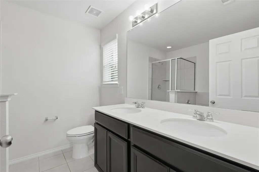 2207 Heaton Street Forney TX 75126
