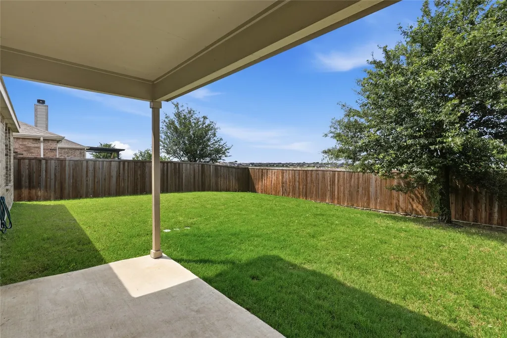 2207 Heaton Street Forney TX 75126