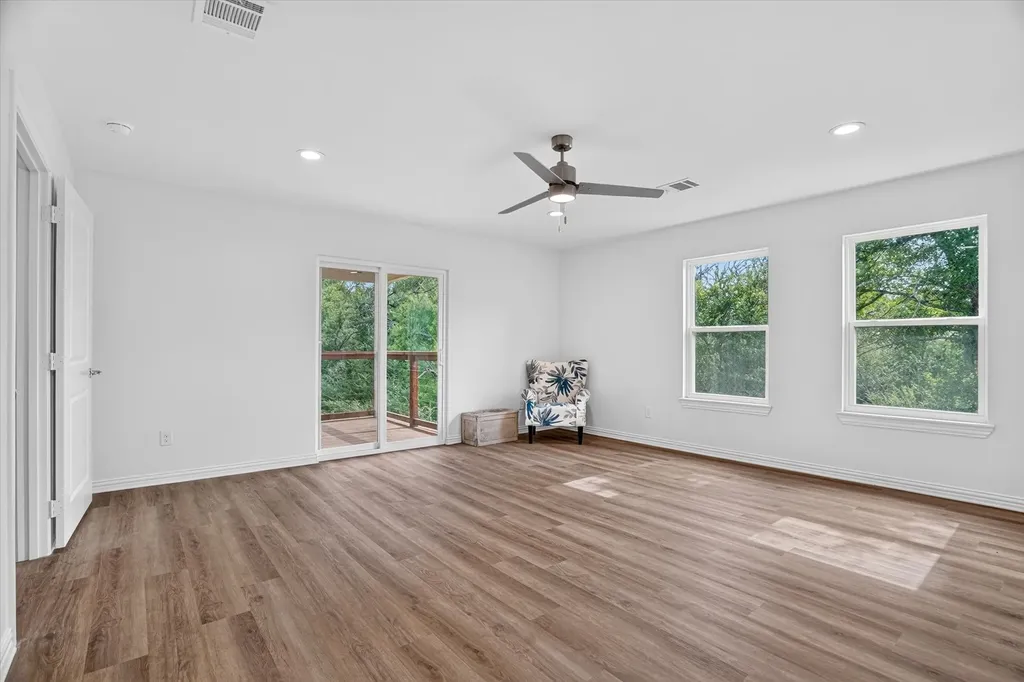 7007 Clarke Drive Lake Worth TX 76135