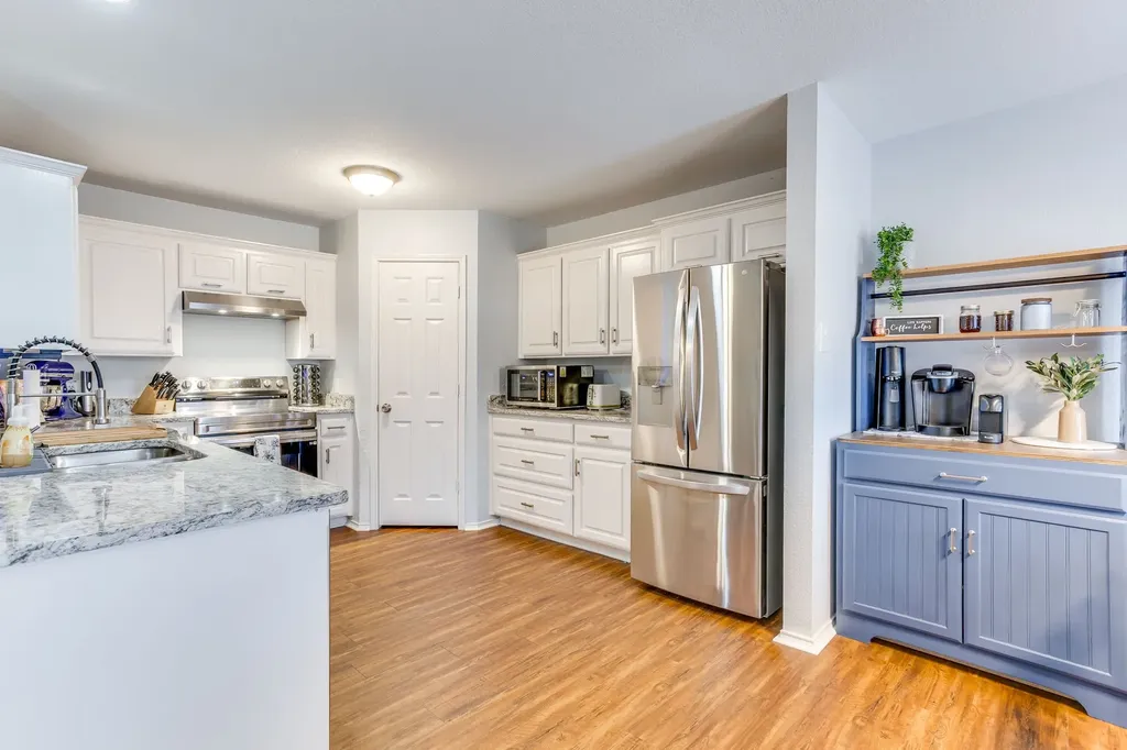 1020 Thistle Meade Circle Burleson TX 76028