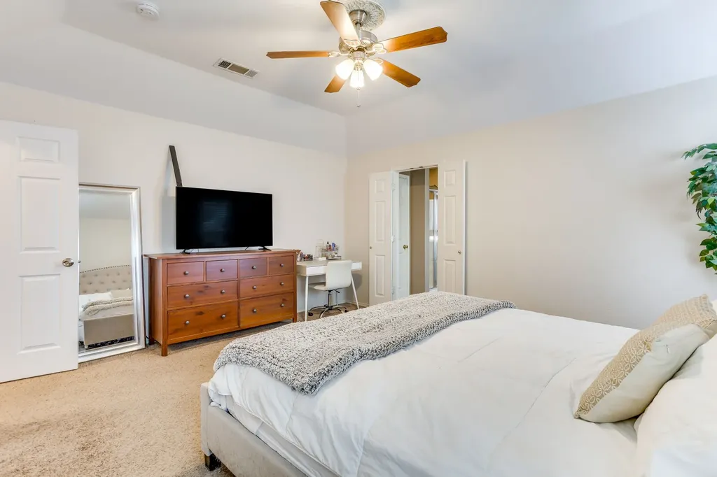 1020 Thistle Meade Circle Burleson TX 76028