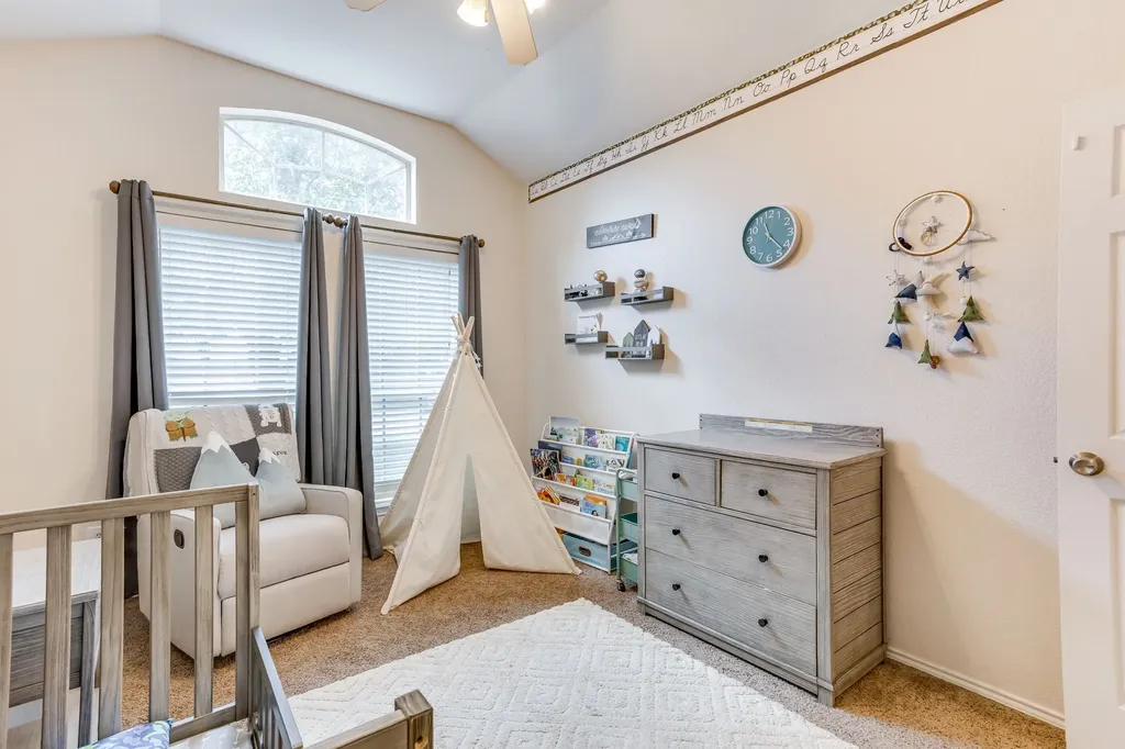 1020 Thistle Meade Circle Burleson TX 76028