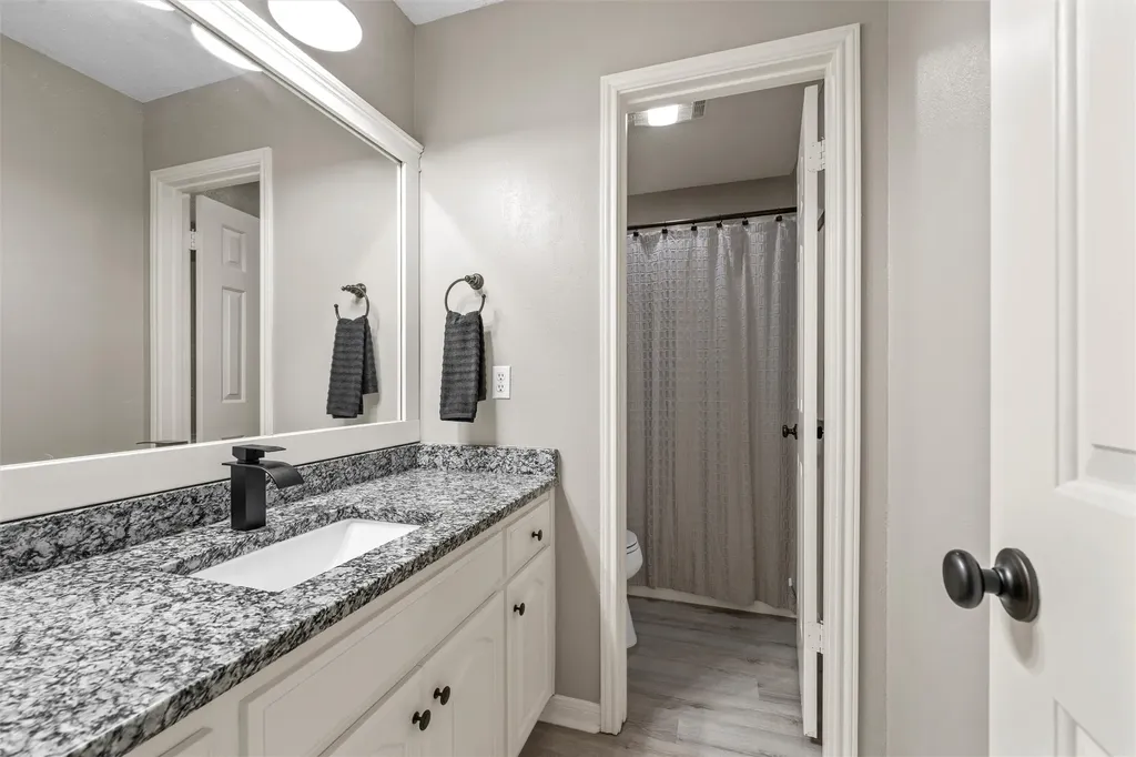 112 Briar Ridge Drive Hewitt TX 76643