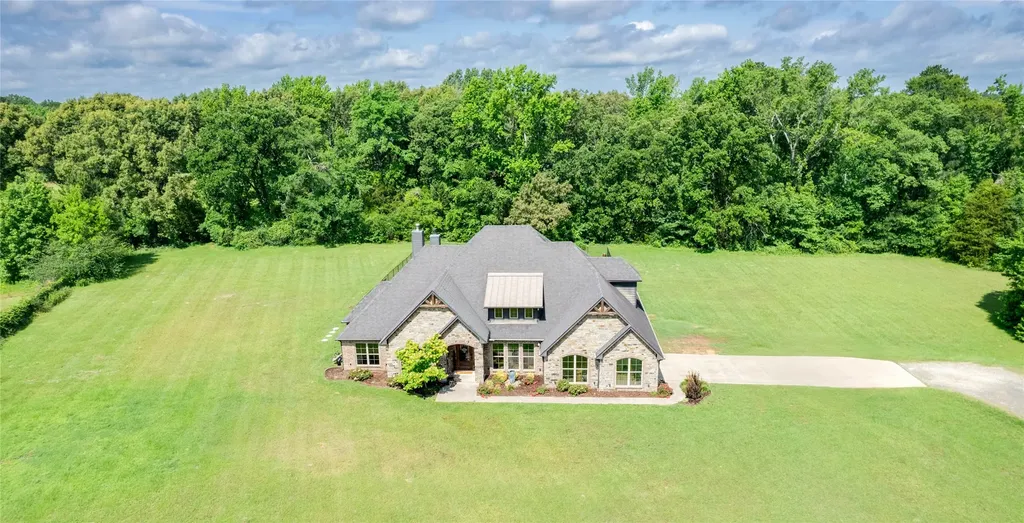 20042 E Fm 1716 Tatum TX 75691