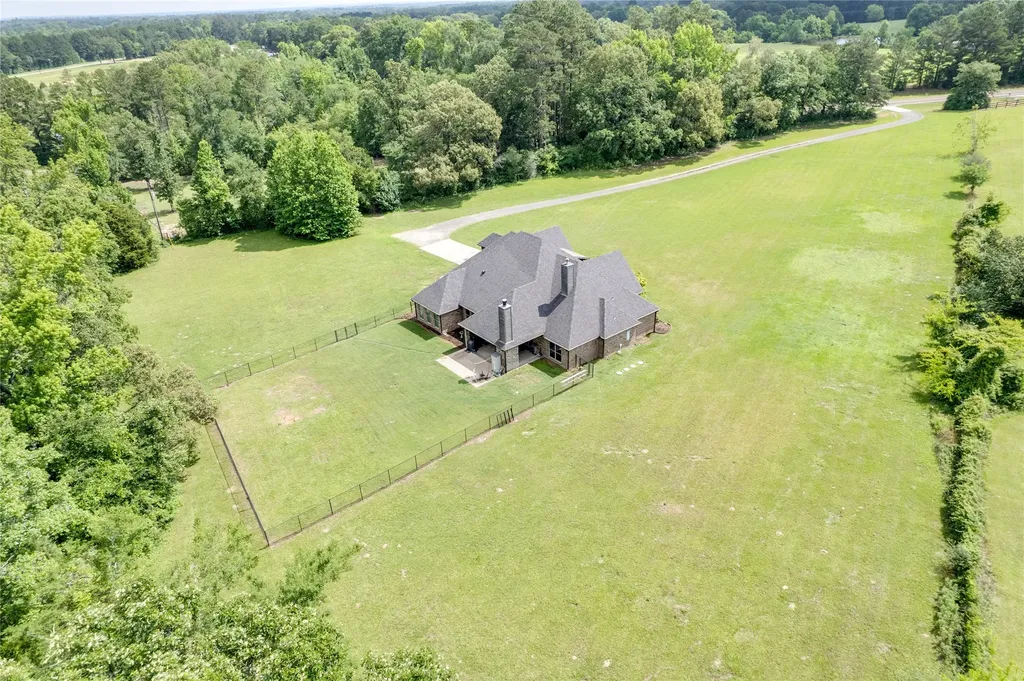 20042 E Fm 1716 Tatum TX 75691