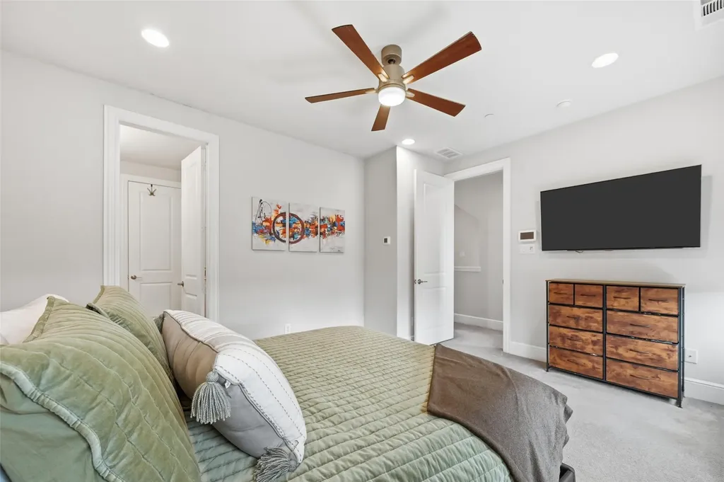1900 Caddo Street Dallas TX 75204