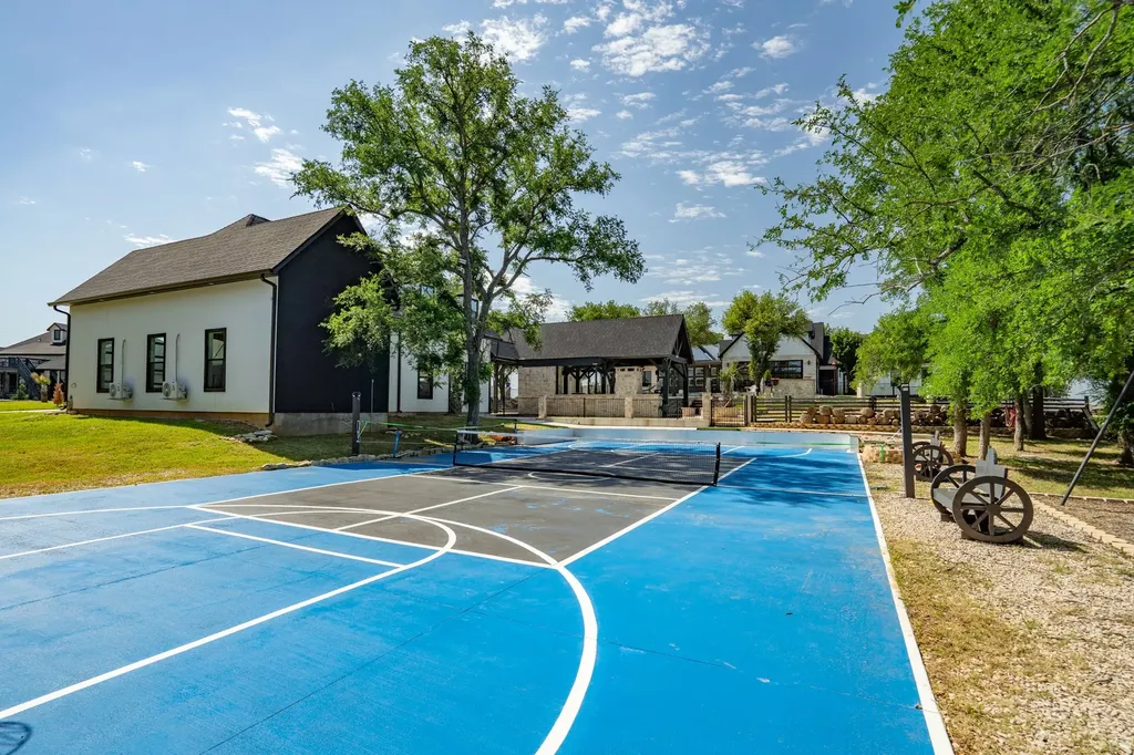 110 Quiet Hill Circle Copper Canyon TX 76226